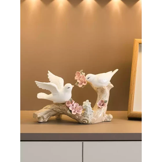 现代简约陶瓷小鸟摆件家居客厅酒柜软装饰品欧式房间桌面玄关摆件
